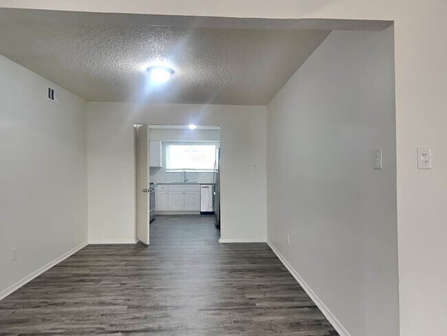 Building Photo - 16811 Tranquil Dr