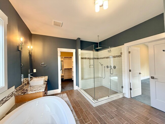 Building Photo - Modern 3BD, 3.5BA Raleigh Home on a Corner Lot with a 2-Car Attached Garage & Private Backyard in...