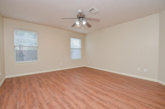 Building Photo - 19210 Mission Cove Ln