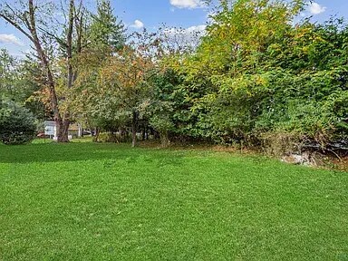 Building Photo - 36 Pascack Rd