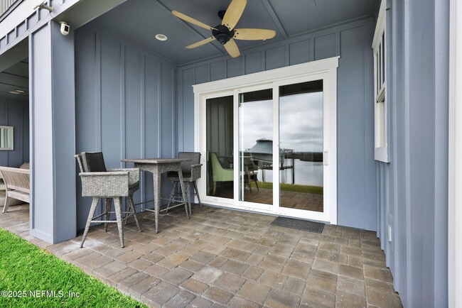 Building Photo - 2320 Beach Blvd