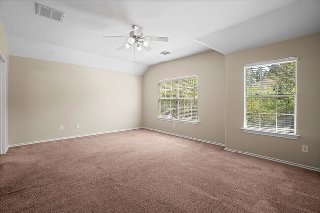 Building Photo - 15 Blue Creek Pl