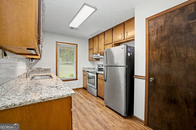 Building Photo - 309 Deergrass Trail