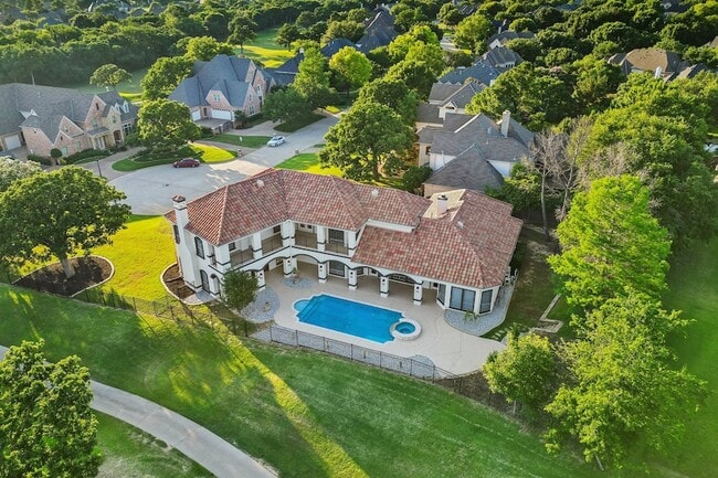 Building Photo - 1229 Strathmore Dr