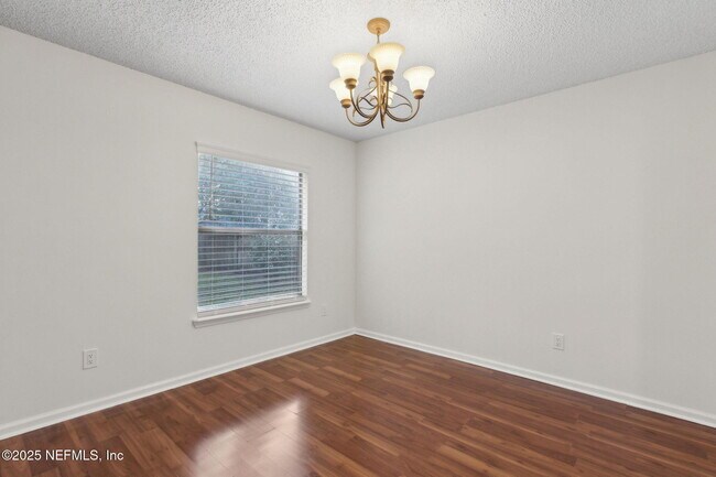 Building Photo - 616 Fallen Timbers Dr