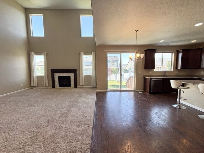 Building Photo - 3859 W Young Lucerne Cir