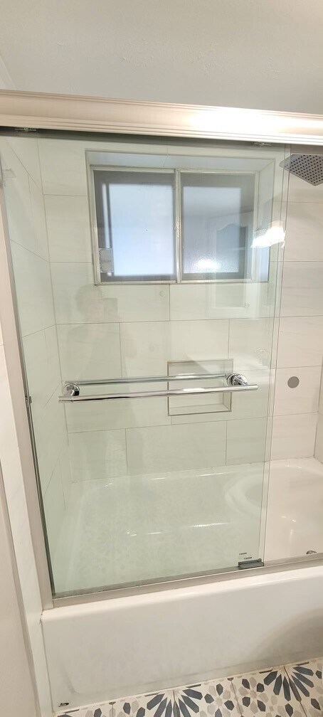 Building Photo - 6331 Lautrec Dr