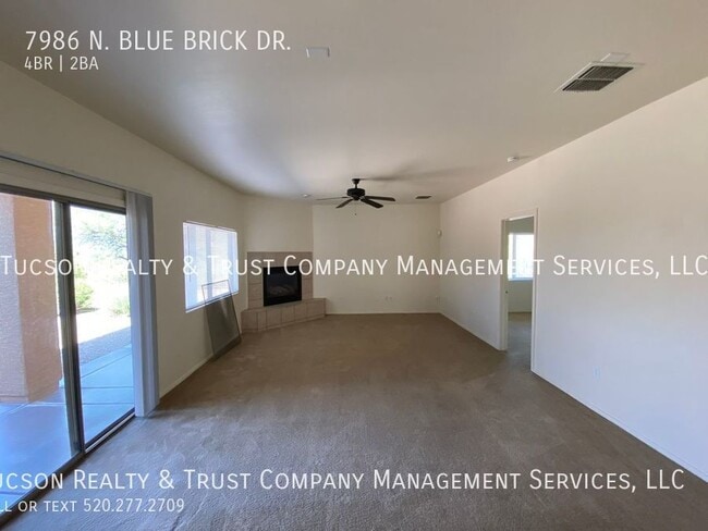 Building Photo - 7986 N Blue Brick Dr