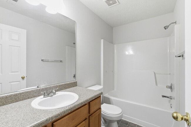 Building Photo - NOW READY!!! 3 bedroom home in sought out Austell city!!!