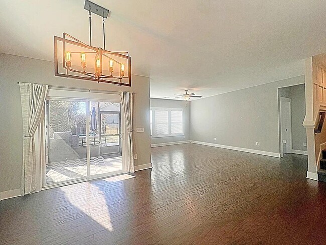 Building Photo - 213 Bank Swallow Wy