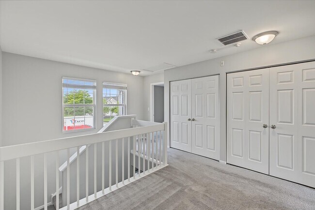 Building Photo - 1108 Grand Lake Ct