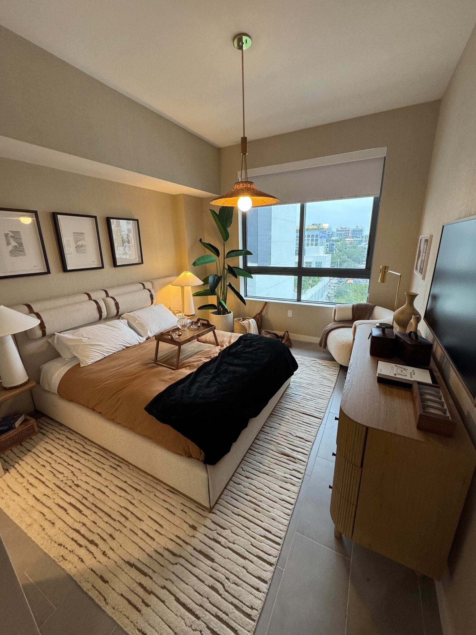 Building Photo - 122 NE 23rd St