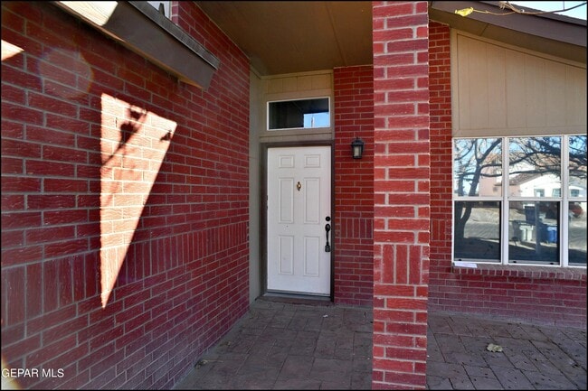 Building Photo - 3020 Tierra Mina Dr