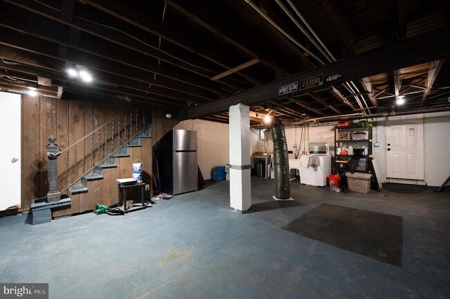 Building Photo - 1406 Lovering Ave