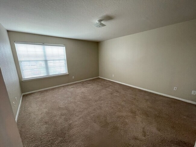 Building Photo - COMING SOON! Spacious 3-Bedroom Home for Lease in Luckey Ranch off I-90 near Loop 1604