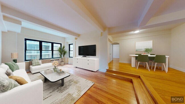 Primary Photo - 141 E 56th St