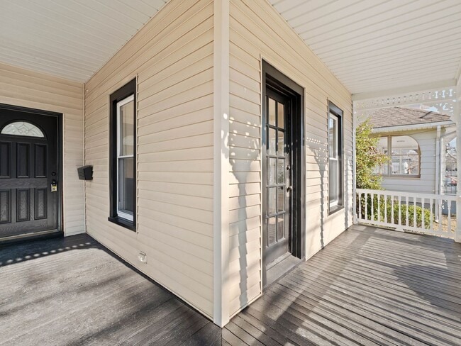 Building Photo - Spacious 5-Bedroom Rental with Backyard & Basement in Millville