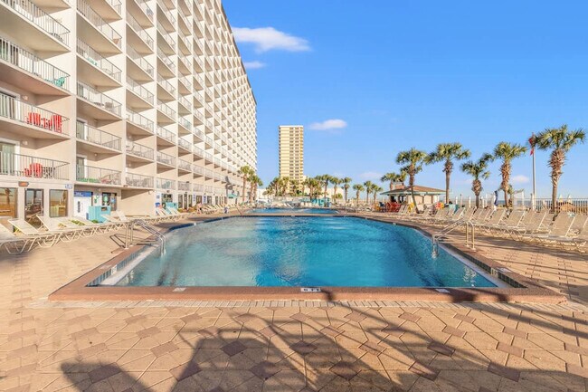 Building Photo - 8743 Thomas Dr