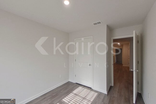 Building Photo - 371 Ironwood Ct
