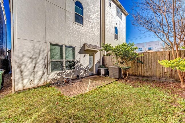 Building Photo - 1309 Malone St