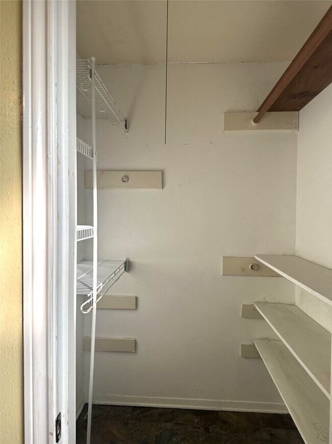 Building Photo - 12331 Scarcella Ln