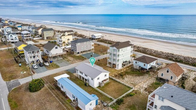 Building Photo - FURNISHED OFF-SEASON MONTHLY RENTAL-STARTI...