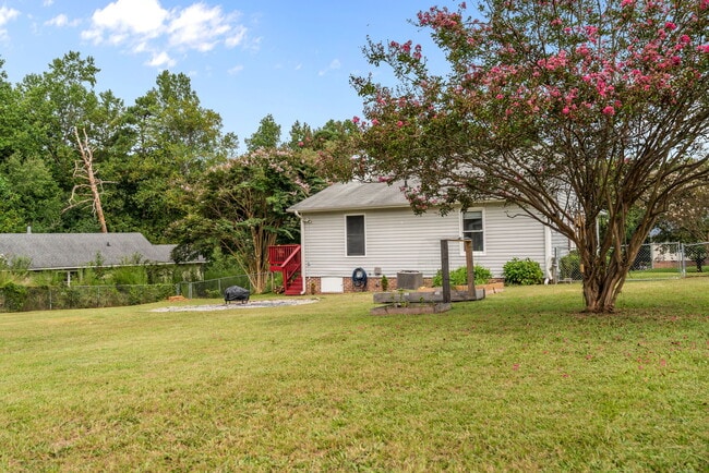 Building Photo - 39 Orrin Ct