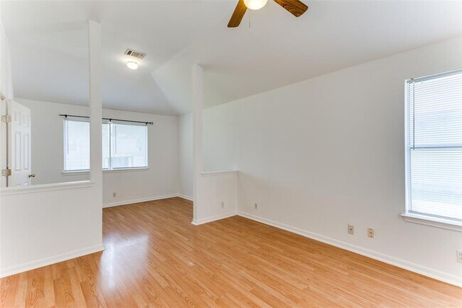 Building Photo - 101 Cotton Cove