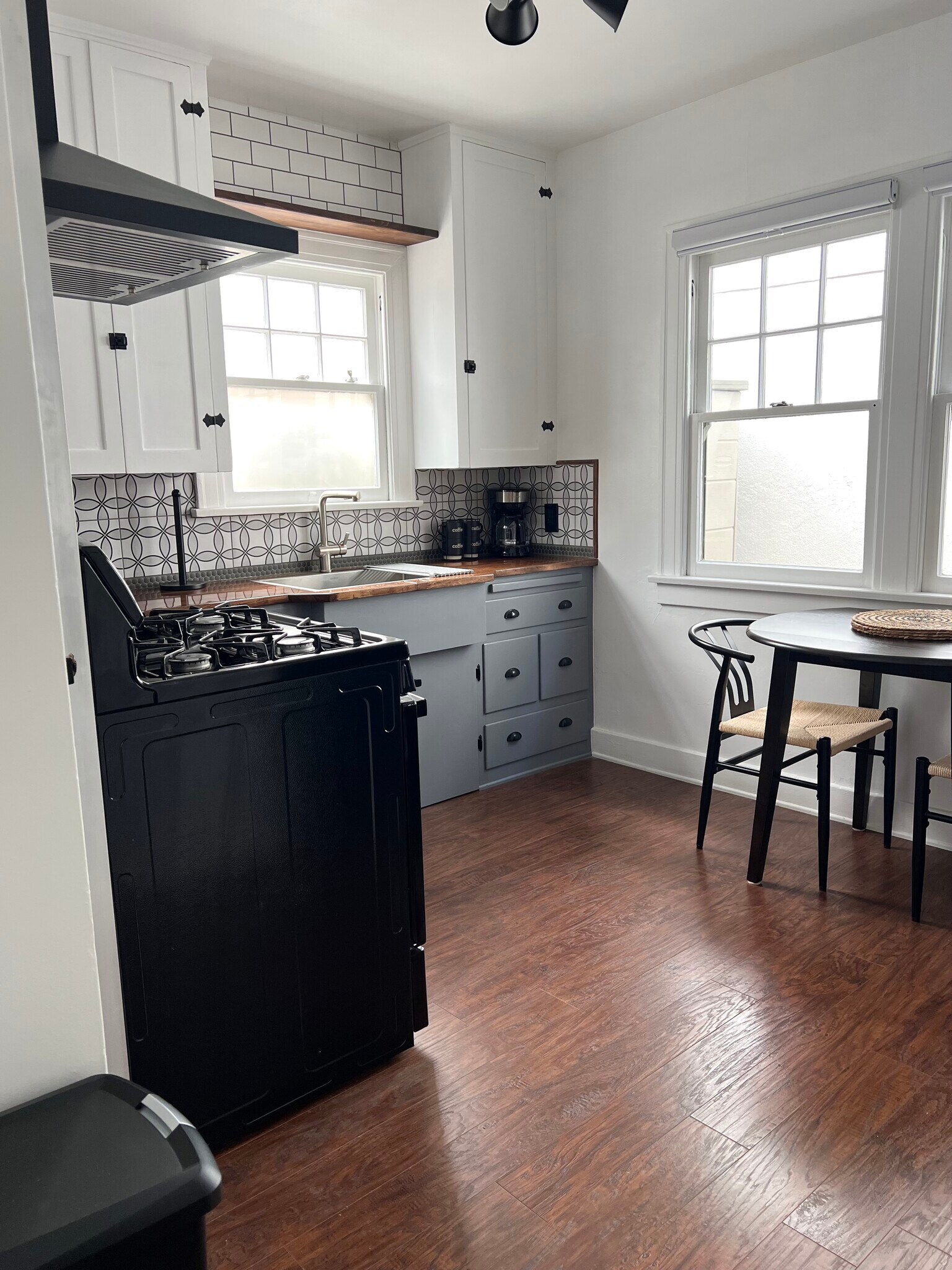 Kitchen - 5714 Virginia Ave