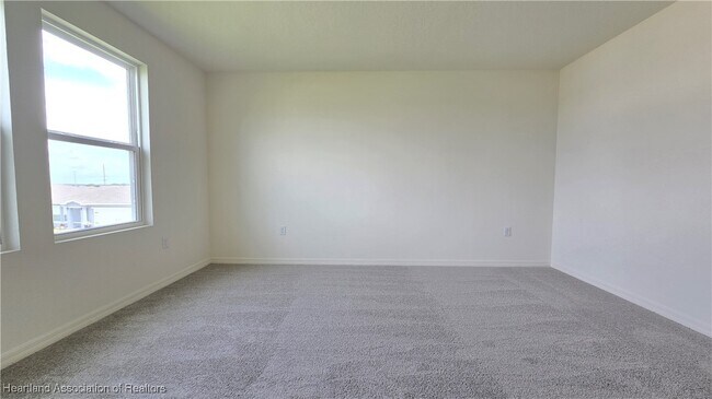 Building Photo - 1352 Stone Ridge Cir