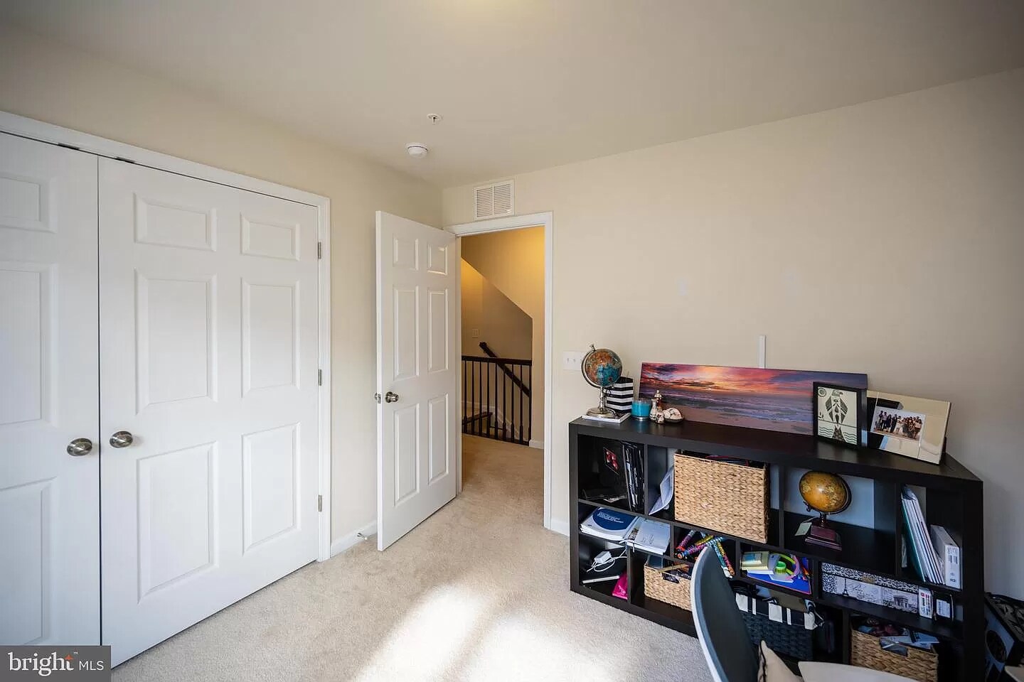 3rd floor - office / room 2 - 25239 Laureldale Ter