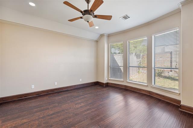 Building Photo - 1049 Lakeridge Dr