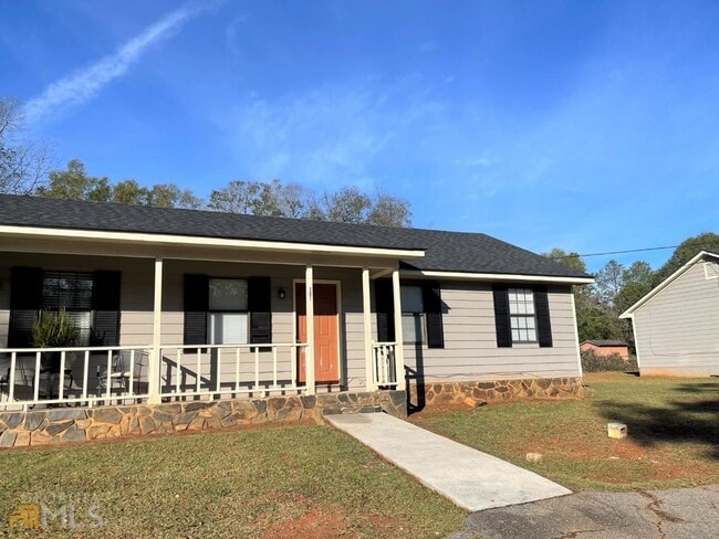 Primary Photo - 307 Pelly St