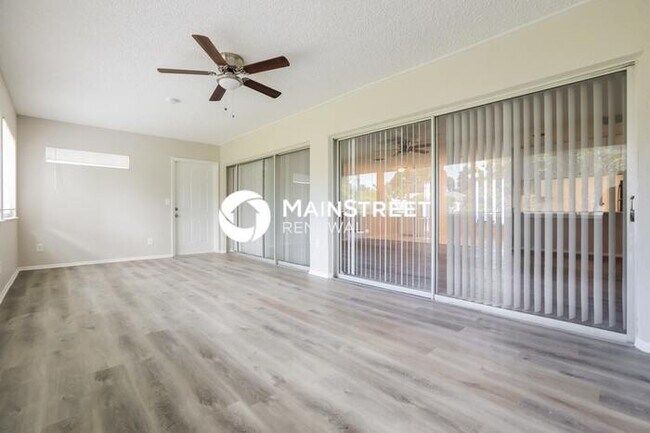 Building Photo - 3 Bedroom Pet-Friendly Home in VENICE, FL with Main Street Renewal