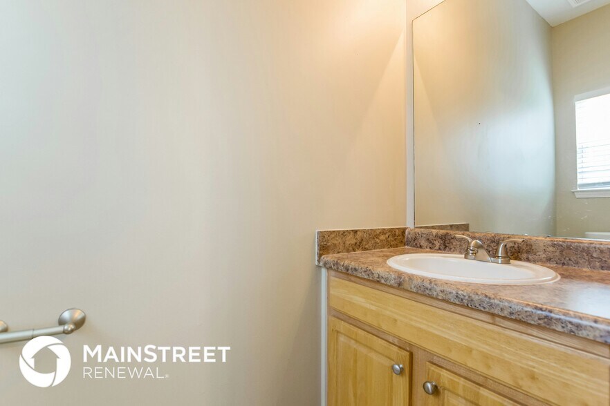 Building Photo - 3418 Newgold Ter