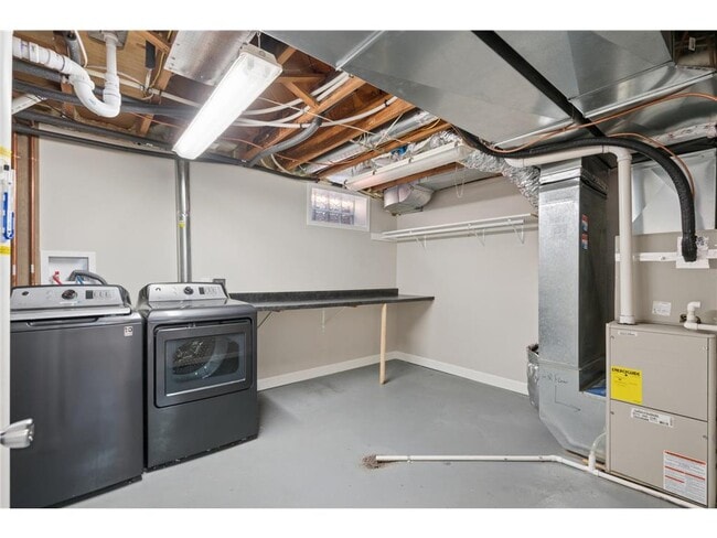 Building Photo - 3100 W 55th St