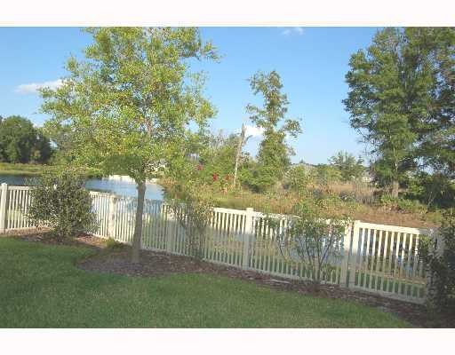 Building Photo - WILDERNESS LAKE PRESERVE