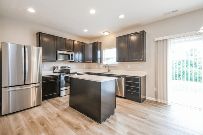 Building Photo - 3149 Bent Timber Dr