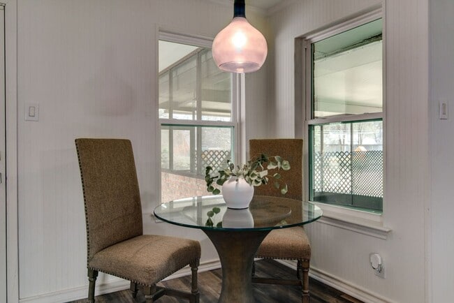 Building Photo - Beautifully Renovated Historic Home with a Large Backyard!