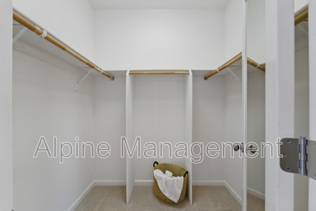 Building Photo - 5109 Campion Dr