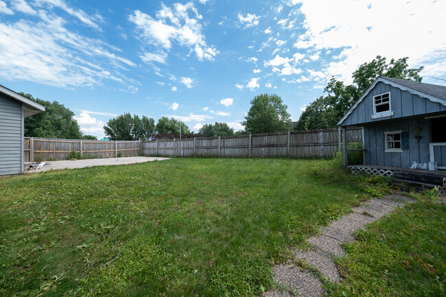 Building Photo - 15649 Crestone Path