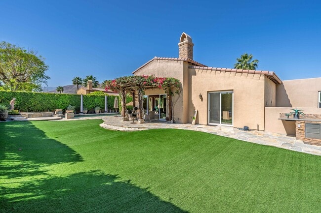 Building Photo - 40294 Rancho Palmeras