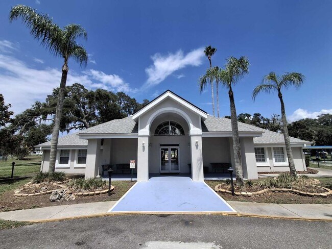 Building Photo - 34858 Minnow Ln