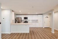 Building Photo - 4727 W 147th St