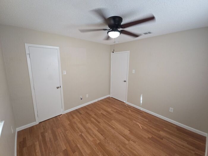 Building Photo - 309 Denton Ct