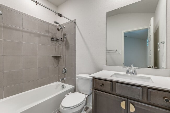 Building Photo - BEAUTIFUL 4-BEDROOM HOME IN TRAILS AT WESTPOINTE