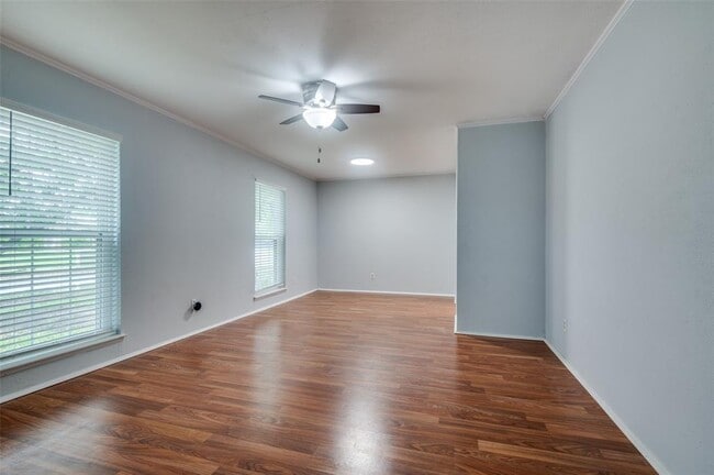 Building Photo - 1840 Paxton Dr