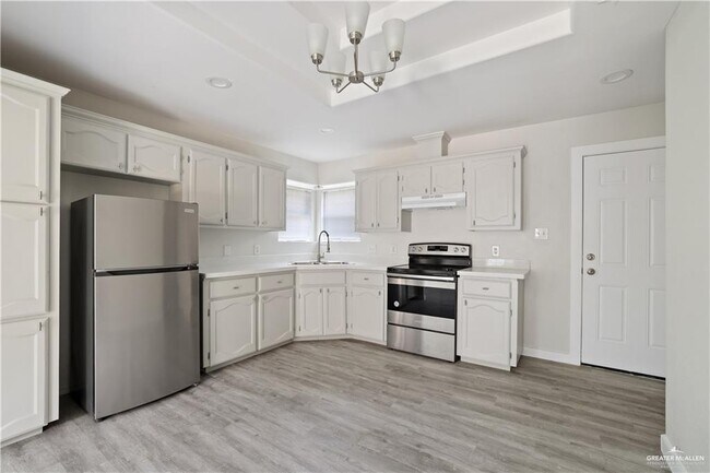 Building Photo - 3806 W Faith Hill St