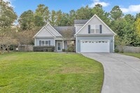 Building Photo - Great location between Wilmington and Jack...