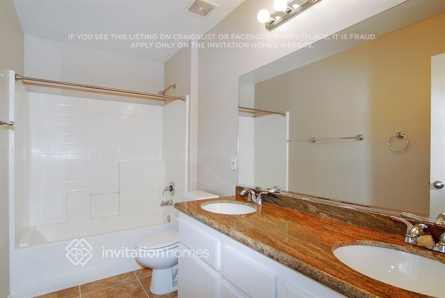 Building Photo - 26683 Alta Ave